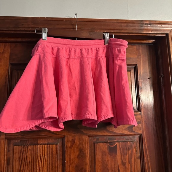 Anthropologie Pink Skorts Flared Lightweight - Picture 2 of 4